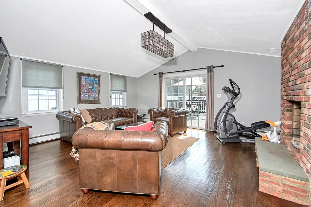 9 Bulkley Manor Rye NY 10580
