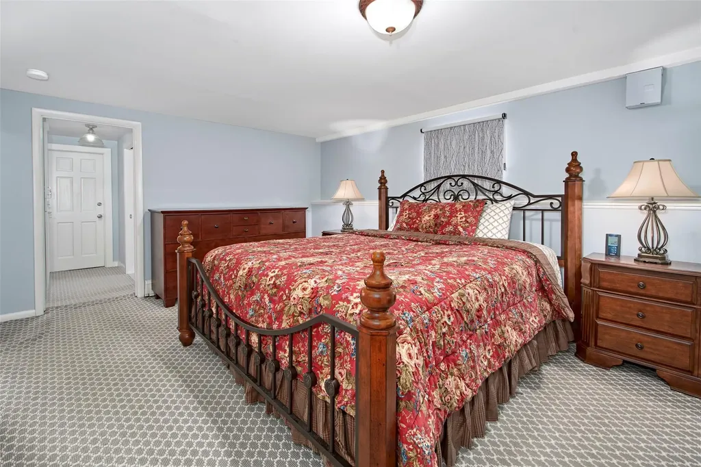 9 Bulkley Manor Rye NY 10580