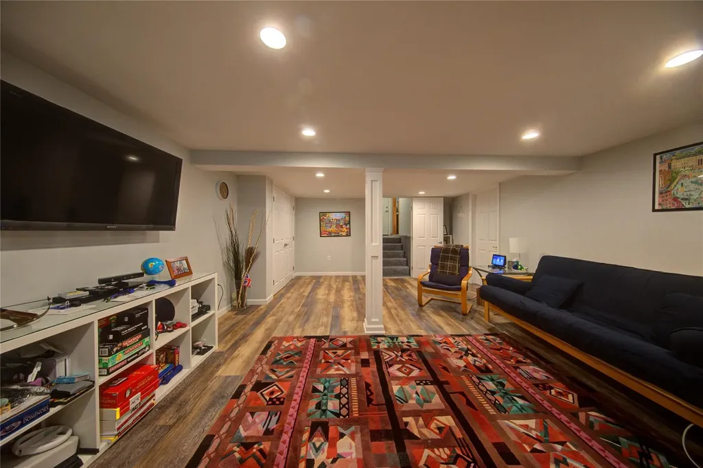 38 Pasadena Drive Plainview NY 11803