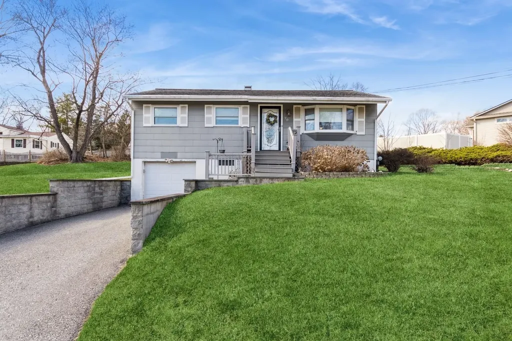 70 Cumberland Road Fishkill NY 12524
