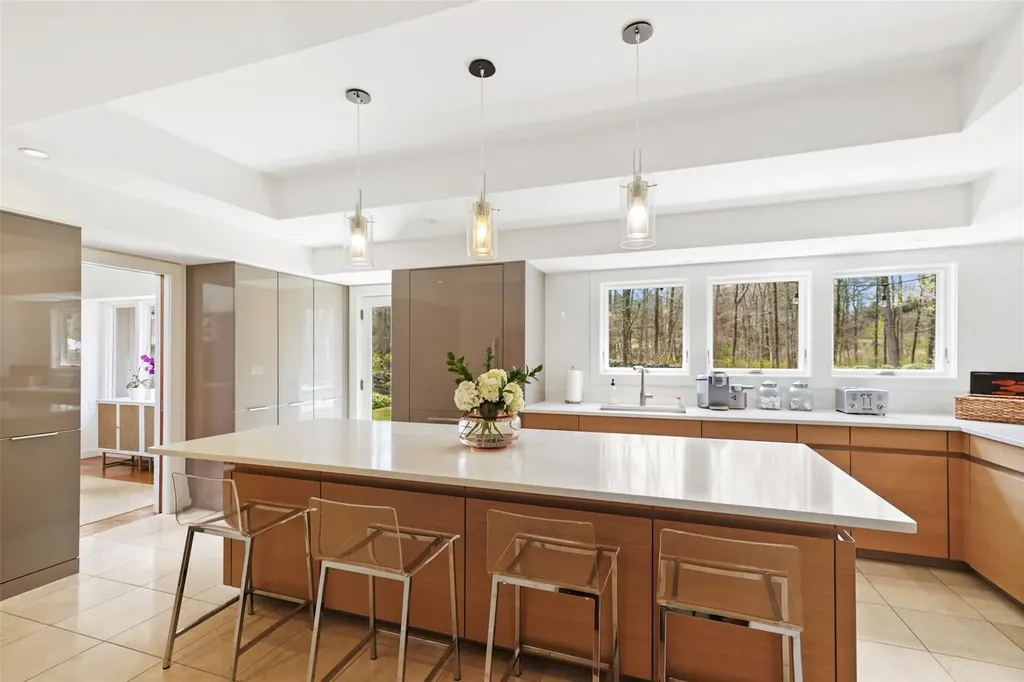 85 Girdle Ridge Road Katonah NY 10536