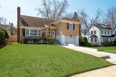 16 Whitfield Terrace New Rochelle NY 10801
