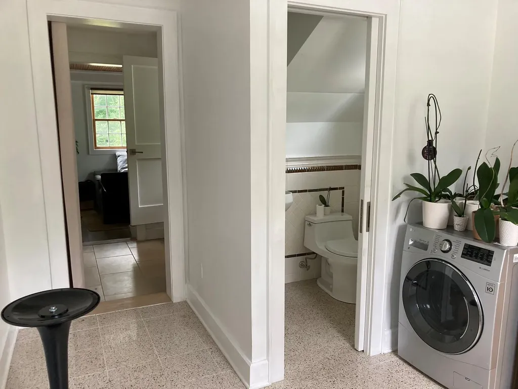 2 Red Ground Road Old Westbury NY 11568