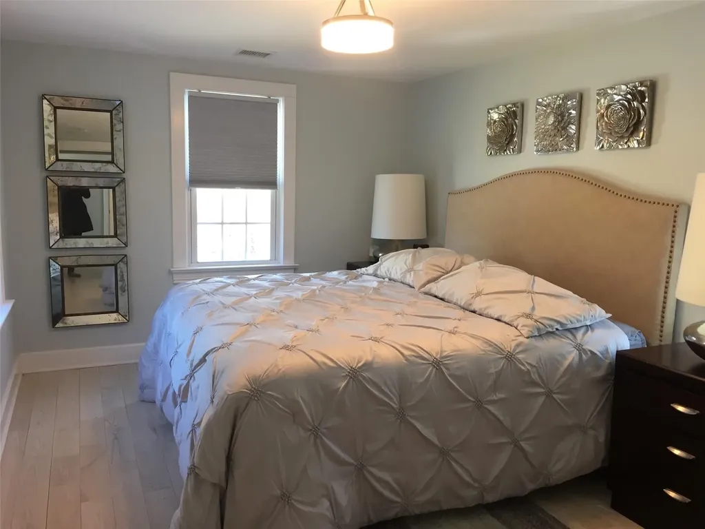 2 Red Ground Road Old Westbury NY 11568