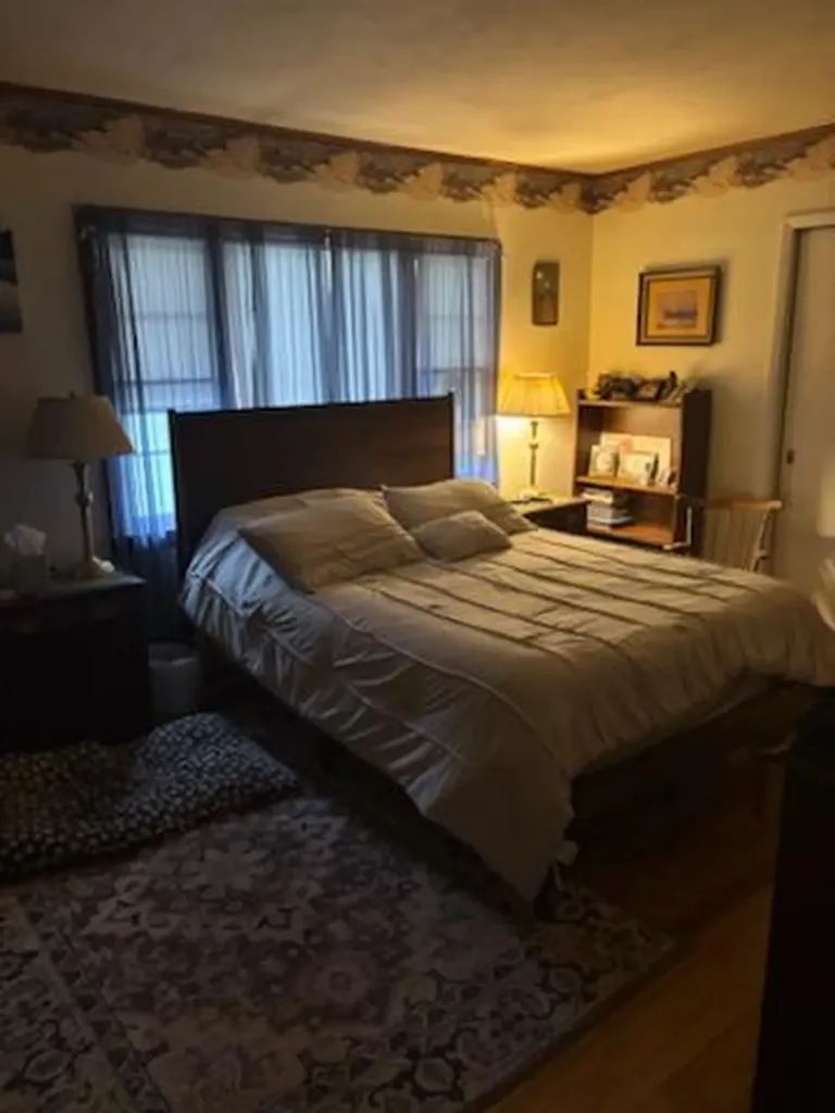 17 Frontier Drive Pine Bush NY 12566