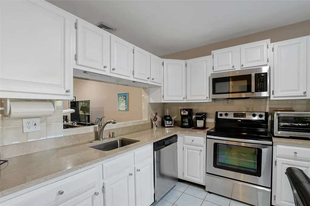 222 Woods Brooke Circle Ossining NY 10562