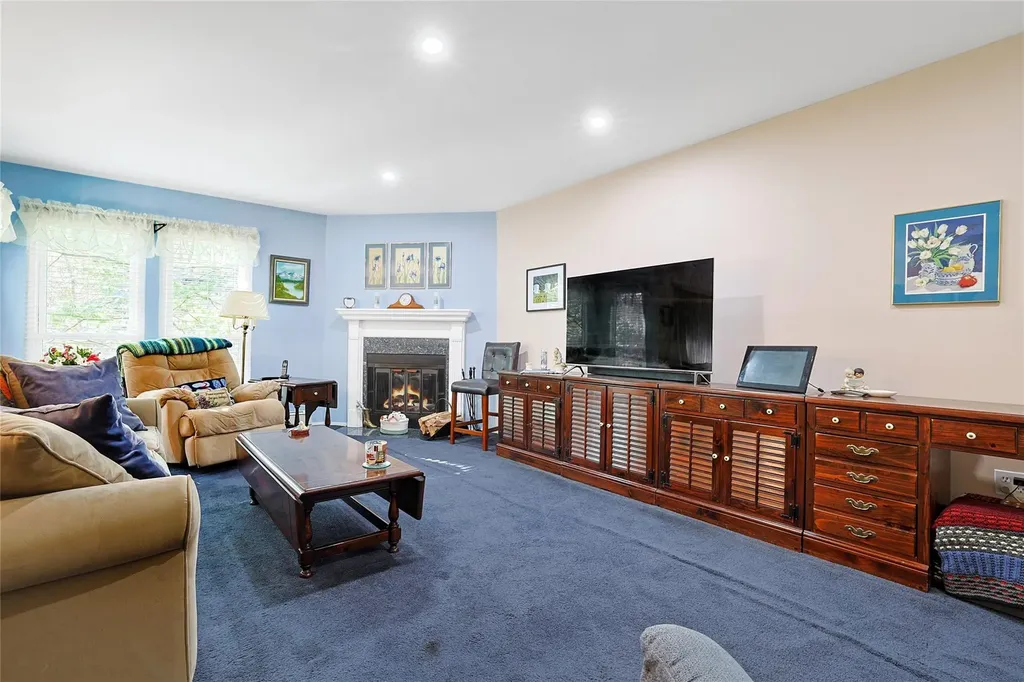222 Woods Brooke Circle Ossining NY 10562
