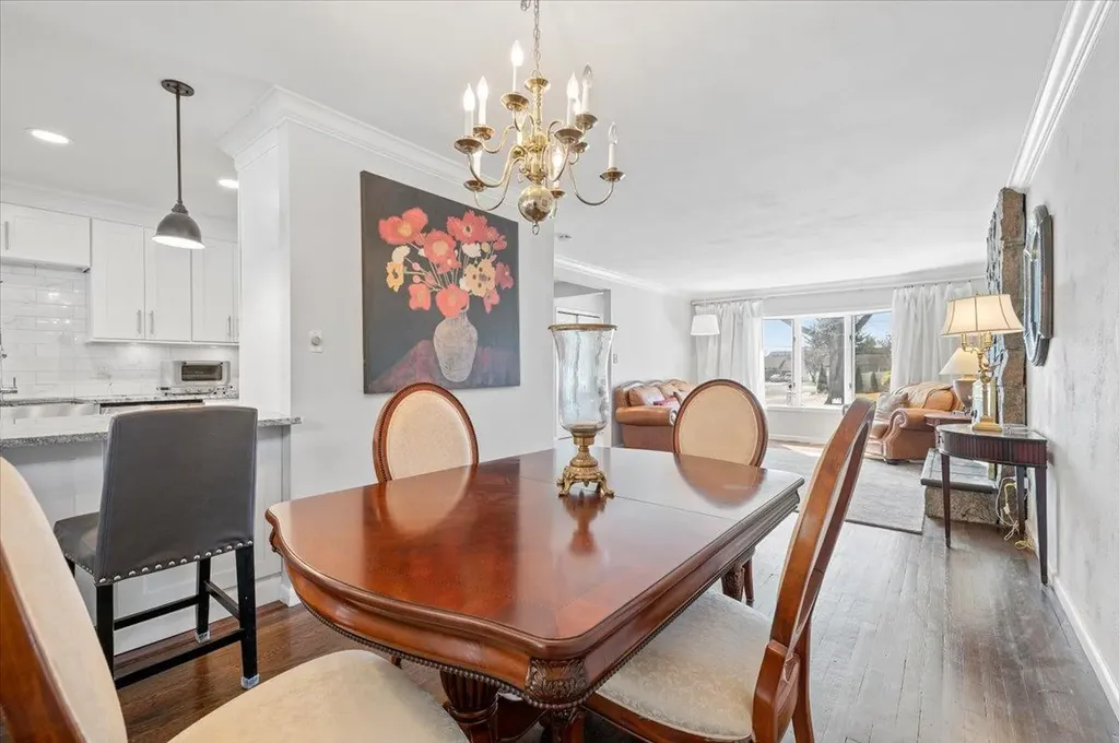 54 Circle Drive Syosset NY 11791