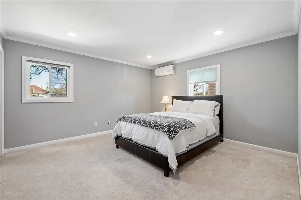 54 Circle Drive Syosset NY 11791