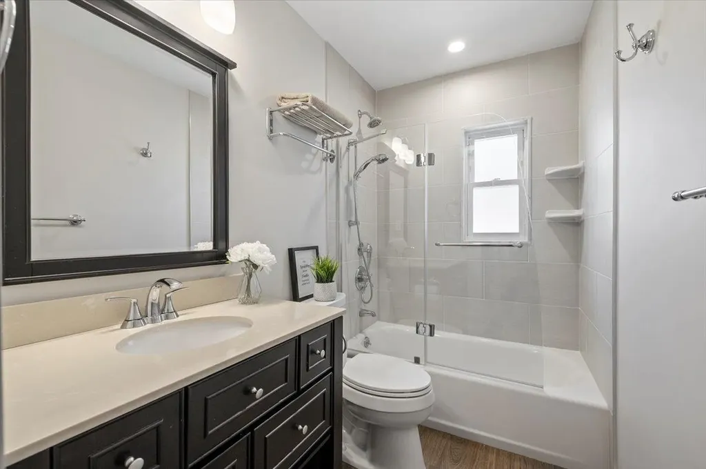 54 Circle Drive Syosset NY 11791