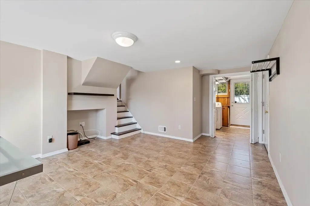 54 Circle Drive Syosset NY 11791