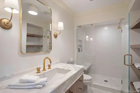 24 Penwood Road Bedford Corners NY 10549