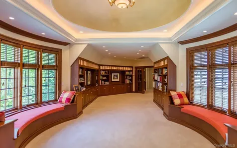 24 Penwood Road Bedford Corners NY 10549