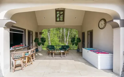 24 Penwood Road Bedford Corners NY 10549