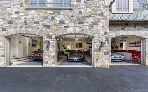 24 Penwood Road Bedford Corners NY 10549