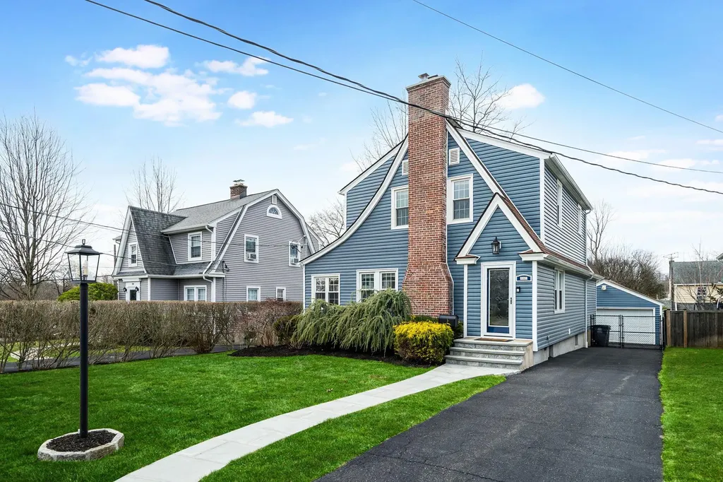 192 Longview Avenue White Plains NY 10605