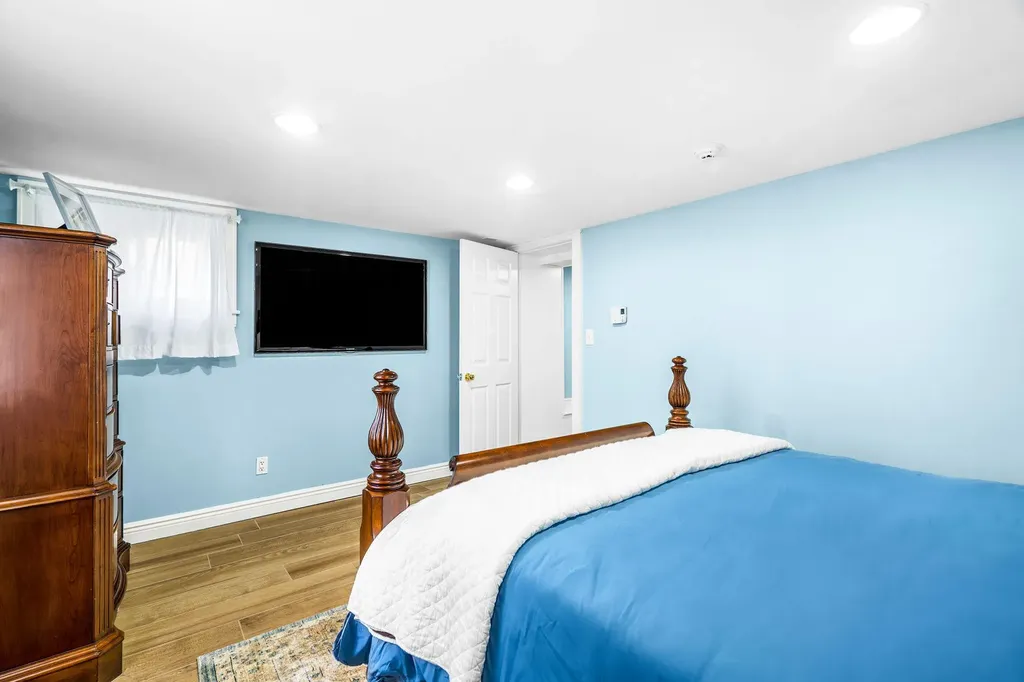 192 Longview Avenue White Plains NY 10605