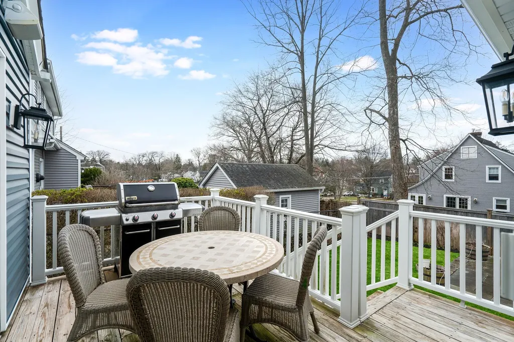 192 Longview Avenue White Plains NY 10605