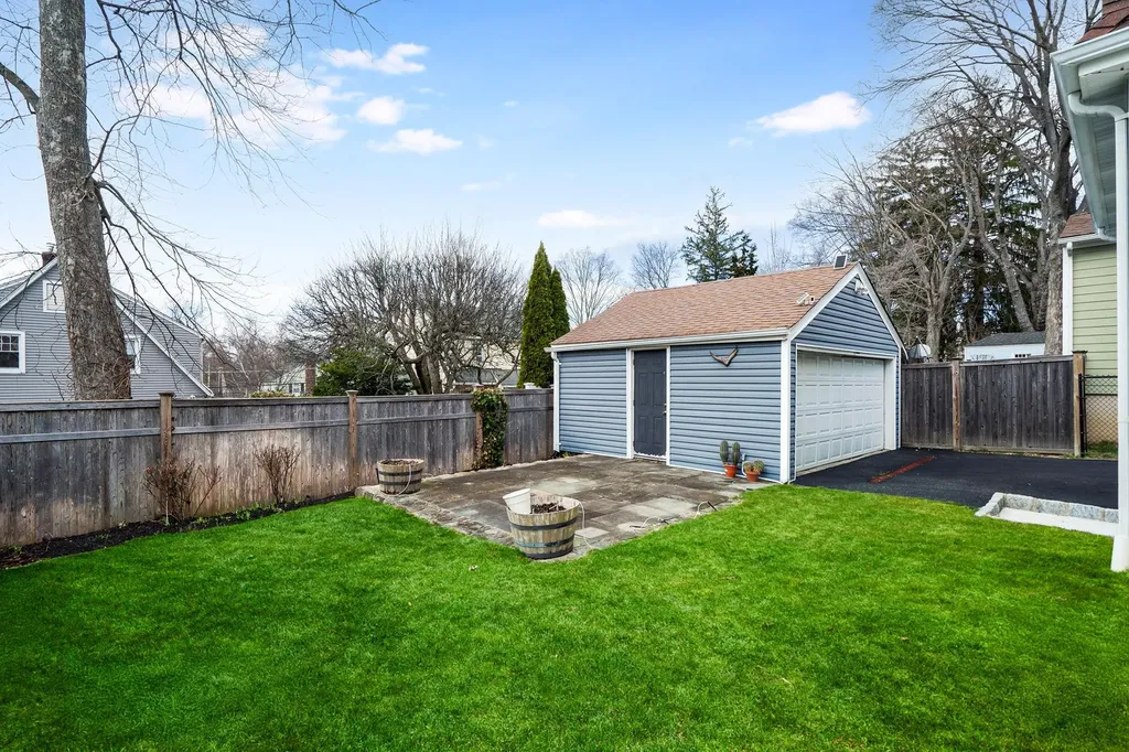 192 Longview Avenue White Plains NY 10605