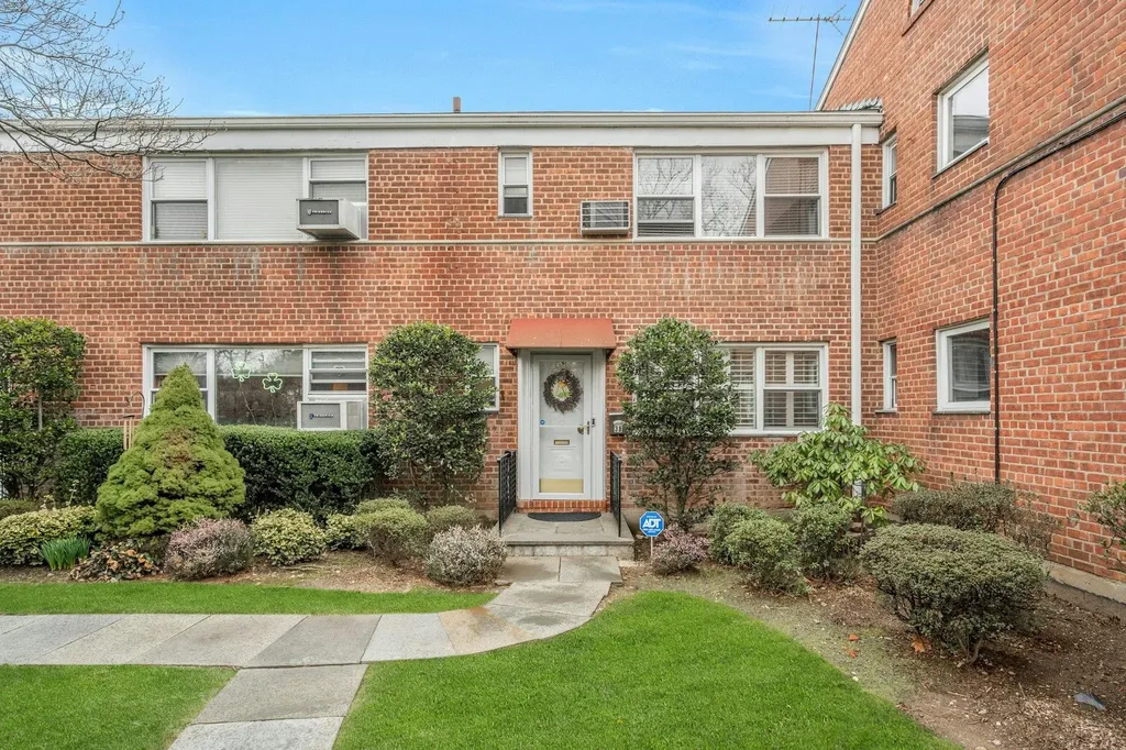 38 Oregon Avenue Bronxville NY 10708