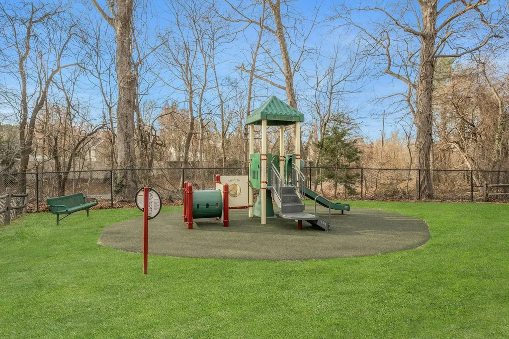 38 Oregon Avenue Bronxville NY 10708