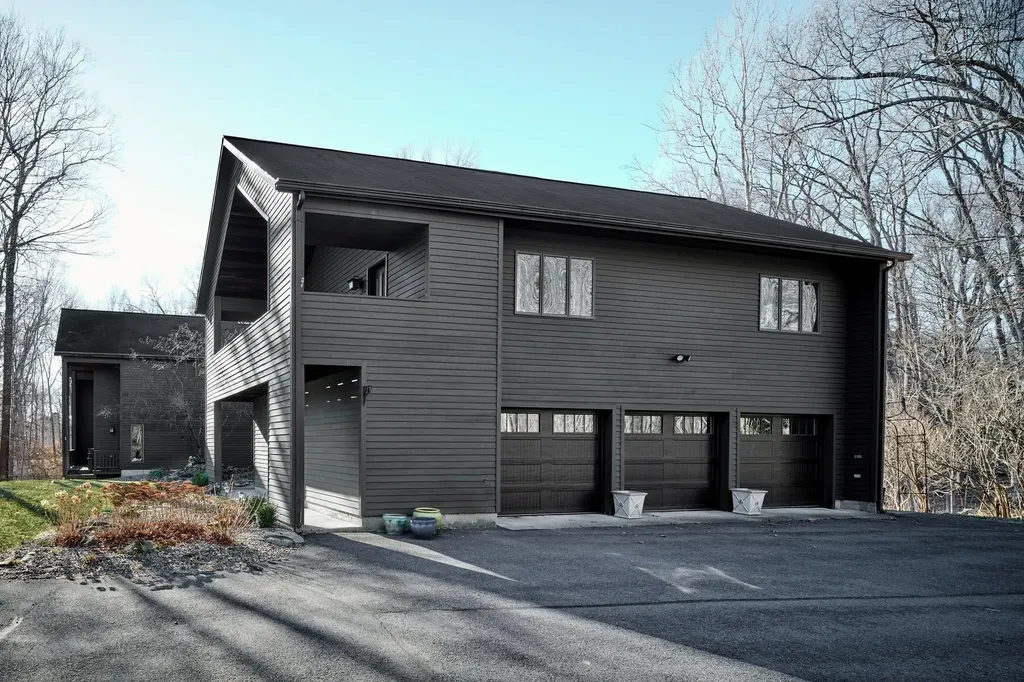 16 Winston Drive Rhinebeck NY 12572