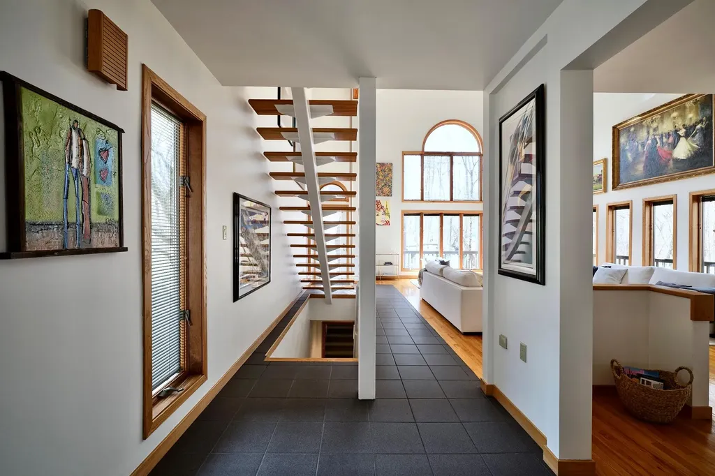 16 Winston Drive Rhinebeck NY 12572