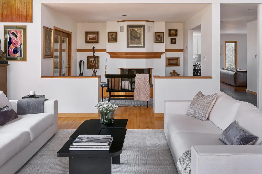 16 Winston Drive Rhinebeck NY 12572