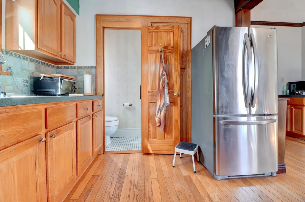 5225 73rd Street Maspeth NY 11378