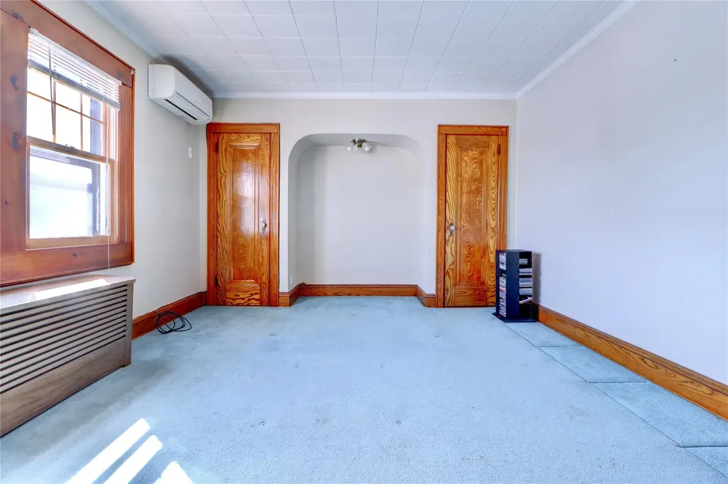 5225 73rd Street Maspeth NY 11378