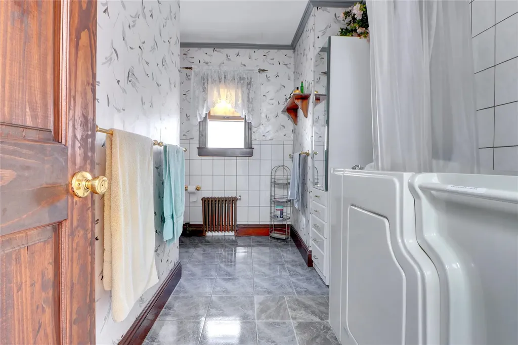 5225 73rd Street Maspeth NY 11378
