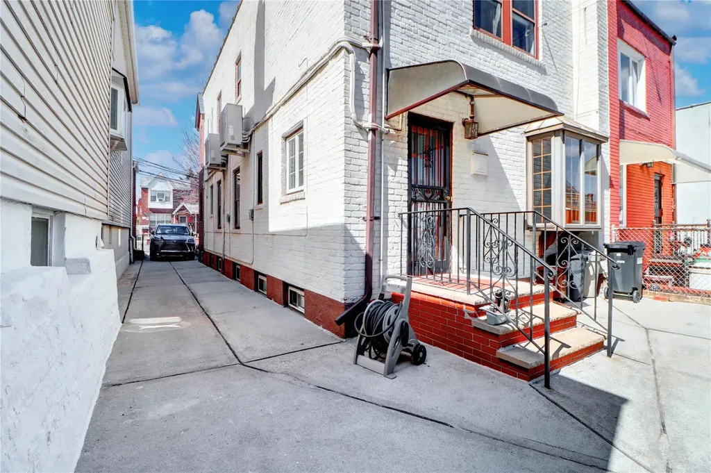 5225 73rd Street Maspeth NY 11378