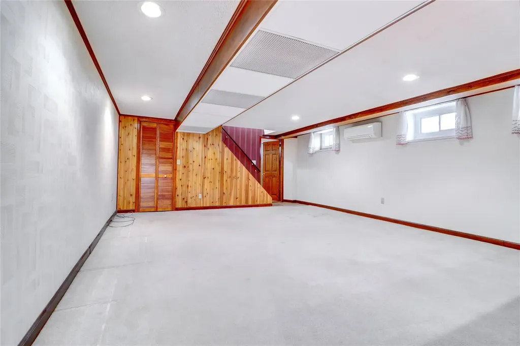 5225 73rd Street Maspeth NY 11378