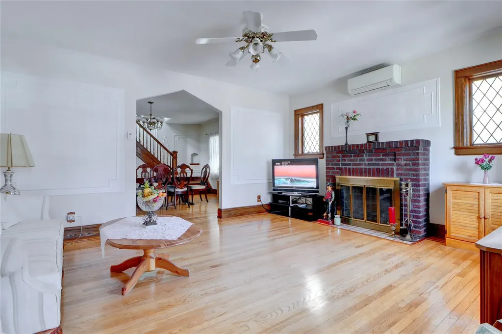 5225 73rd Street Maspeth NY 11378
