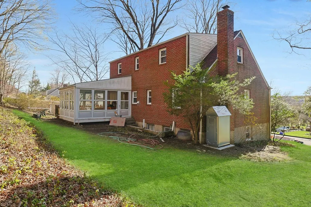 322 Linda Avenue Hawthorne NY 10532