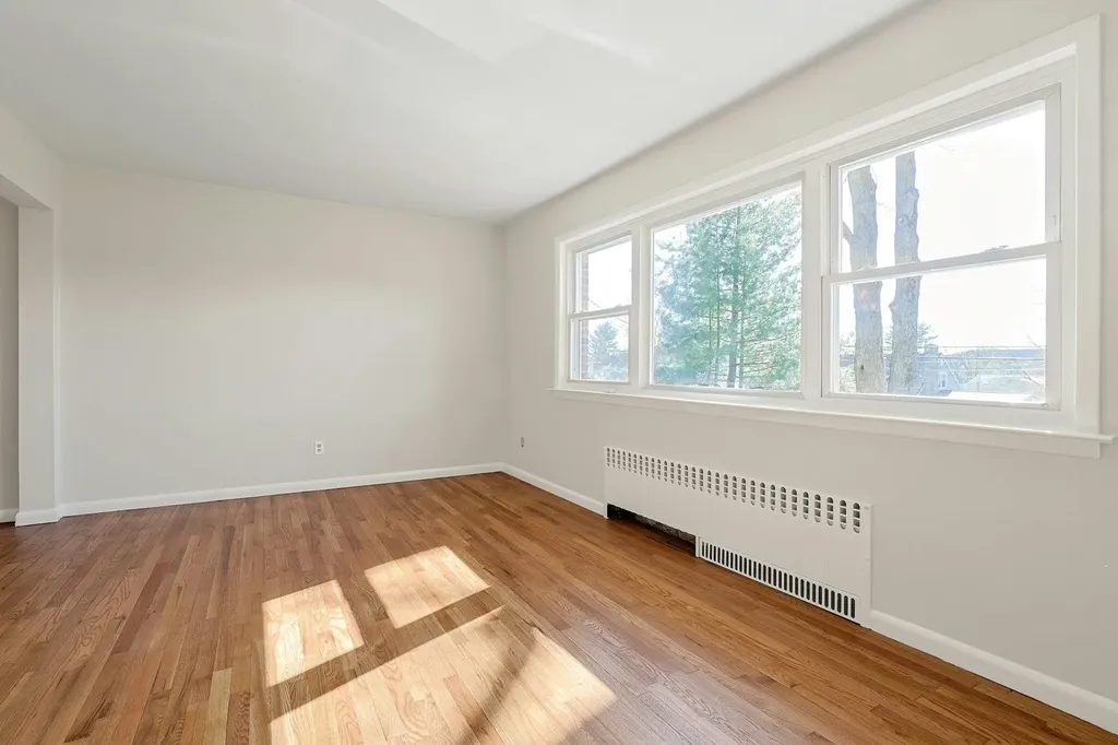 322 Linda Avenue Hawthorne NY 10532