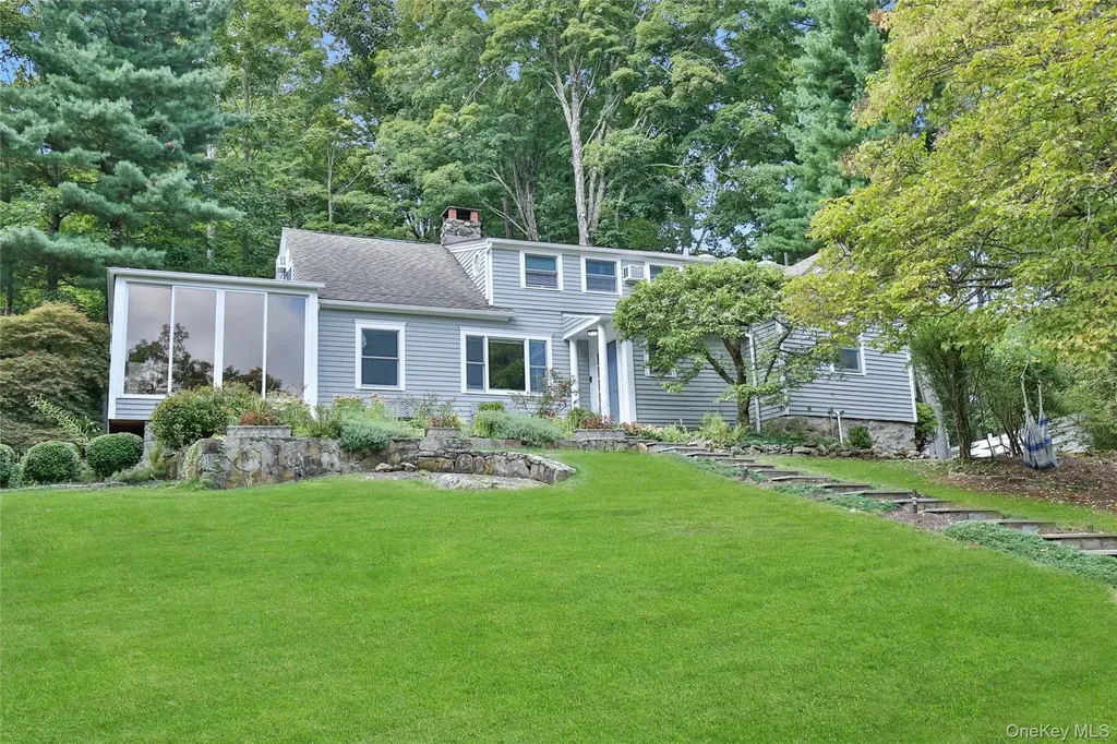 8 Old Roaring Brook Road Mount Kisco NY 10549
