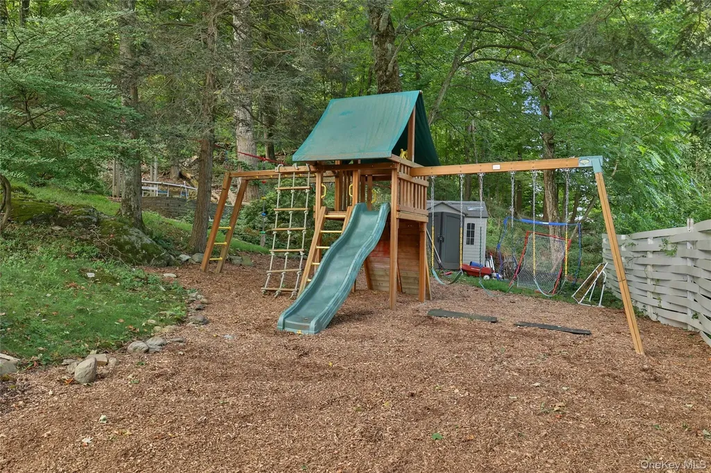 8 Old Roaring Brook Road Mount Kisco NY 10549