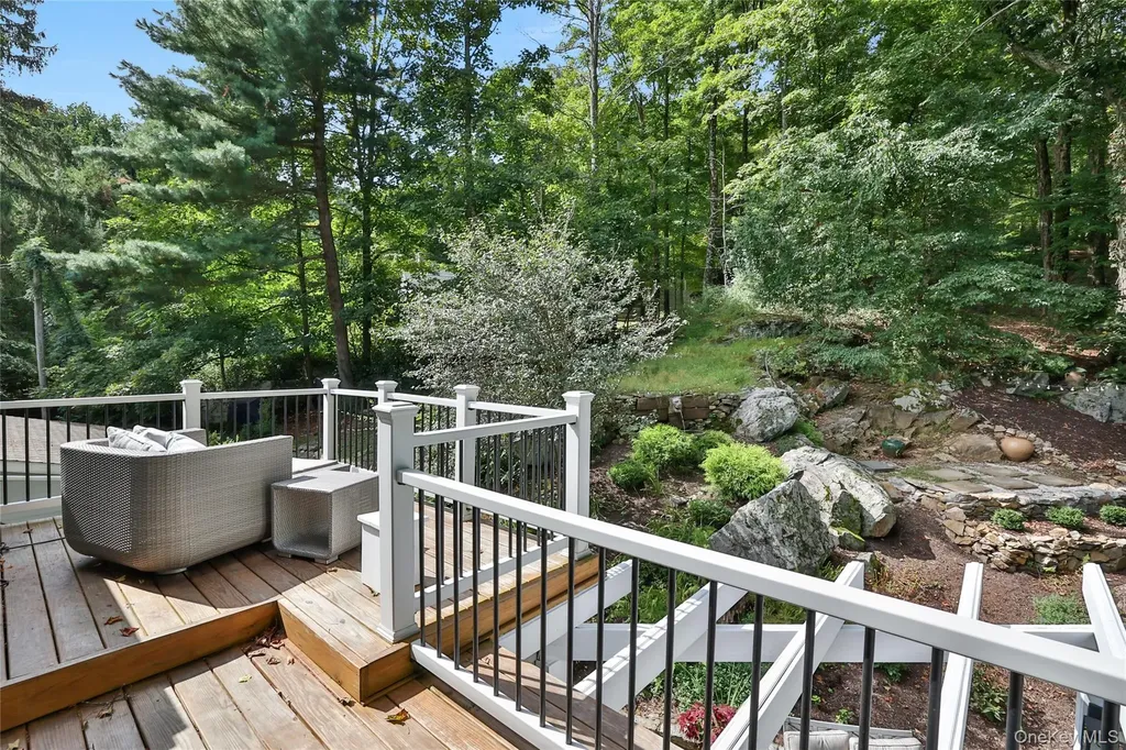8 Old Roaring Brook Road Mount Kisco NY 10549