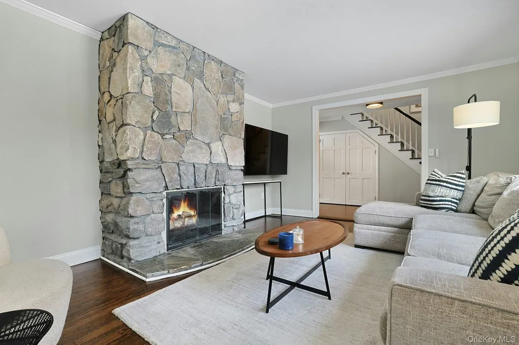 8 Old Roaring Brook Road Mount Kisco NY 10549