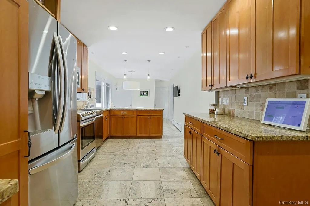 8 Old Roaring Brook Road Mount Kisco NY 10549