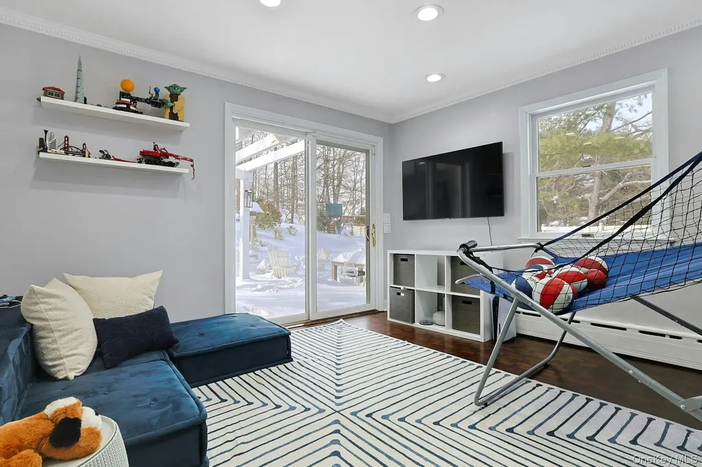 8 Old Roaring Brook Road Mount Kisco NY 10549