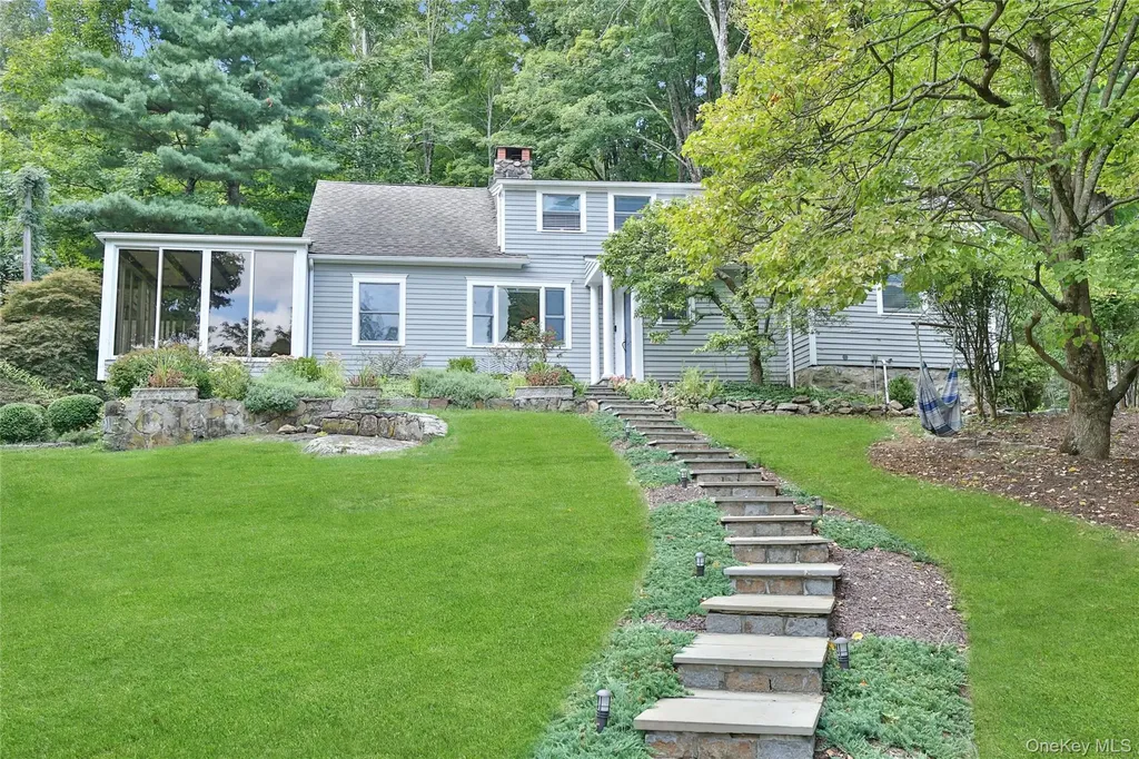 8 Old Roaring Brook Road Mount Kisco NY 10549