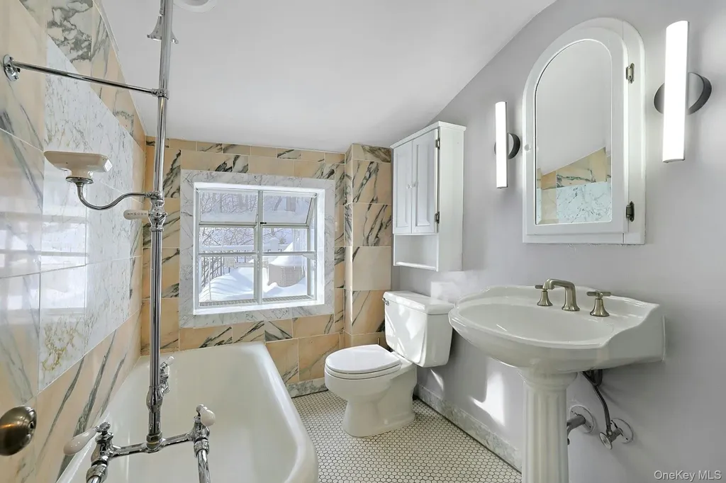 8 Old Roaring Brook Road Mount Kisco NY 10549