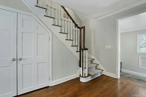 8 Old Roaring Brook Road Mount Kisco NY 10549