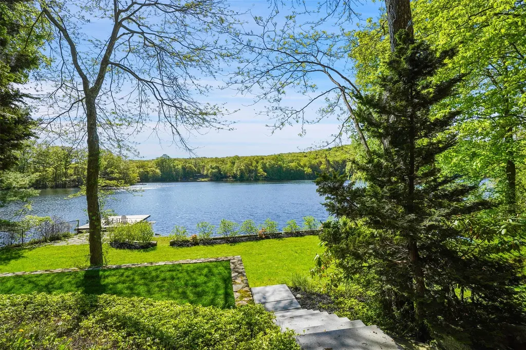 92 Old Forge Drive Carmel NY 10512