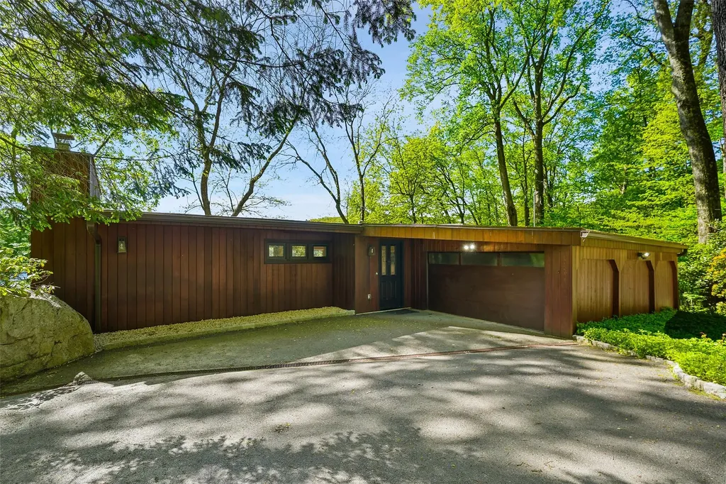 92 Old Forge Drive Carmel NY 10512