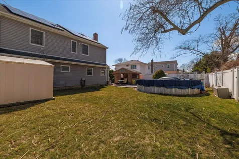 1051 Hastings Street Baldwin NY 11510