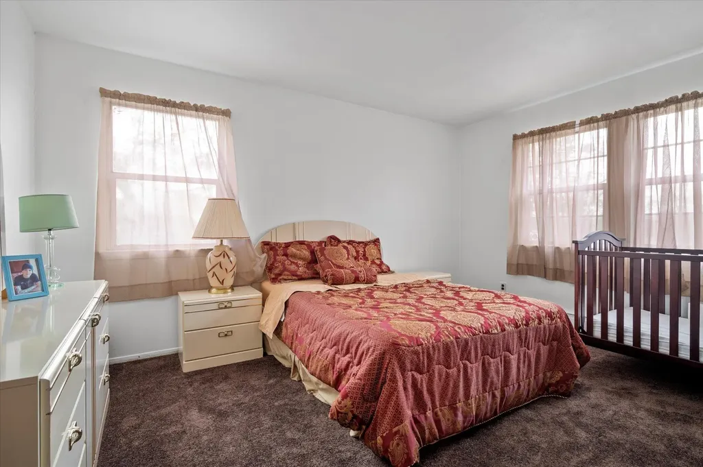 2541 Pine Avenue Ronkonkoma NY 11779