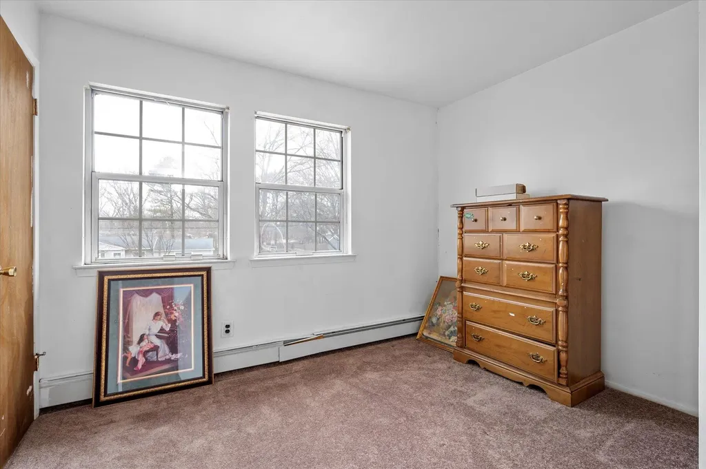 2541 Pine Avenue Ronkonkoma NY 11779